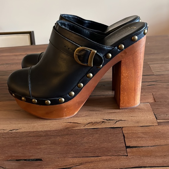 JEFFERY CAMPBELL black leather retro platform clogs size 9 GUC - Picture 3 of 7